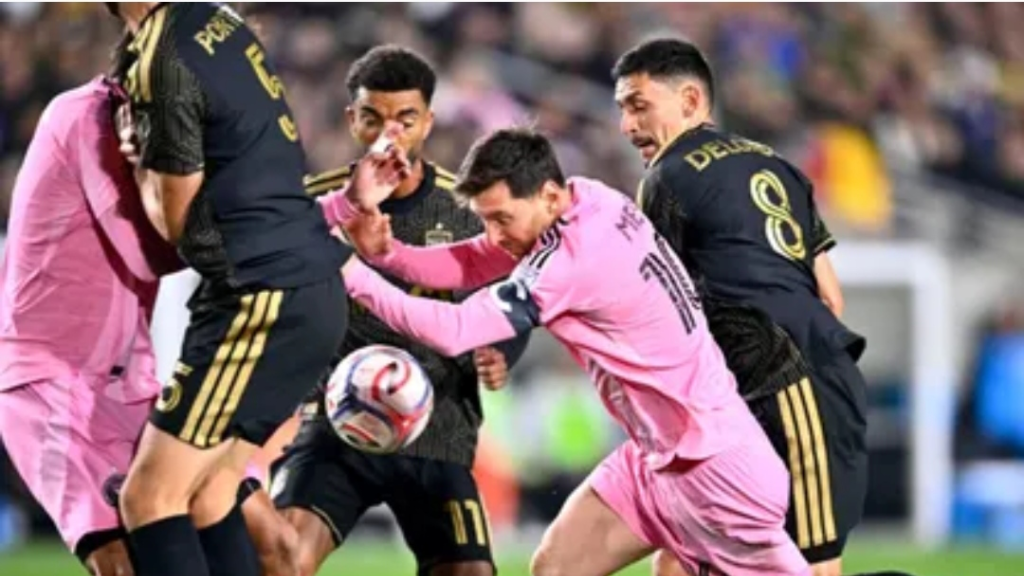 ميسي يواجه خطر الإيقاف بقرار من رابطة الدوري الأميركي