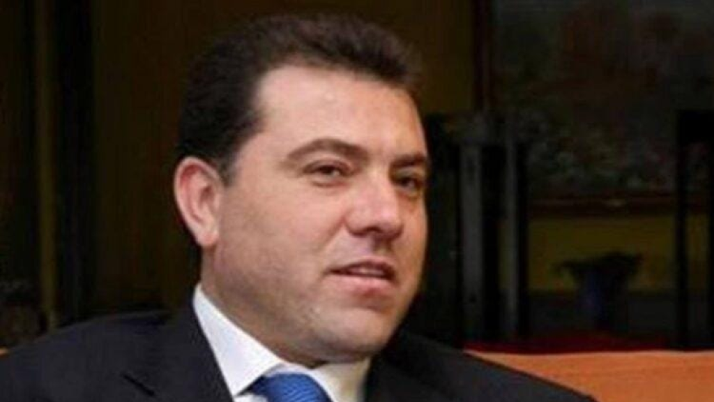 يعقوب: العالم يحبس الأنفاس والمقامرون يعيشون مسرحية الانتخابات