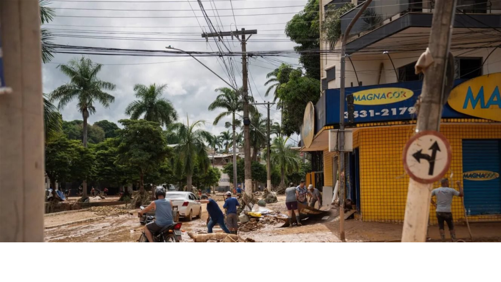 فيضان مأساوي في البرازيل… 22 قتيلاً ومئات المشردين (videos)