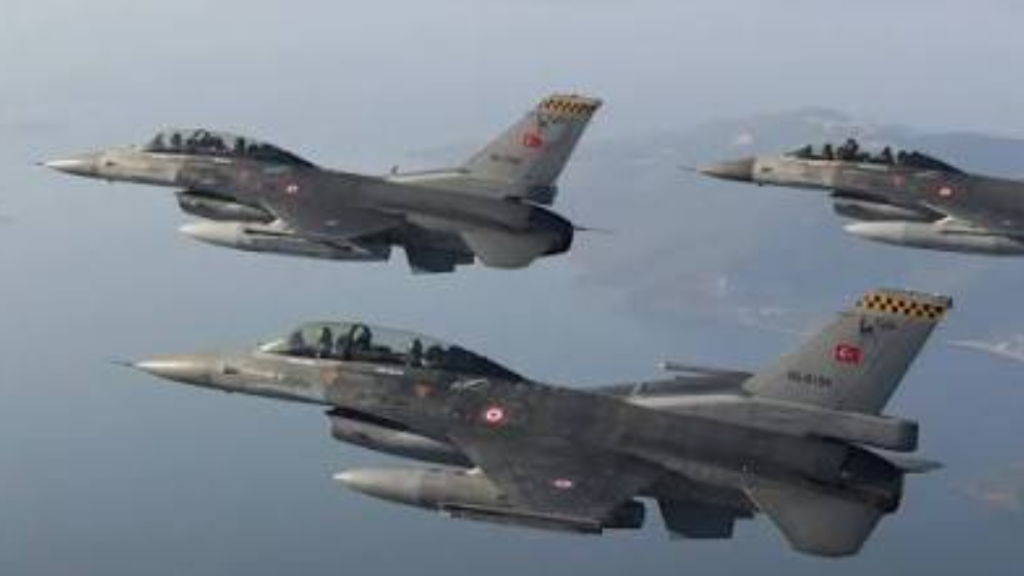 مأساة جوية في تركيا… تحطّم مقاتلة عسكرية ومقتل طيارها (فيديو وصور)