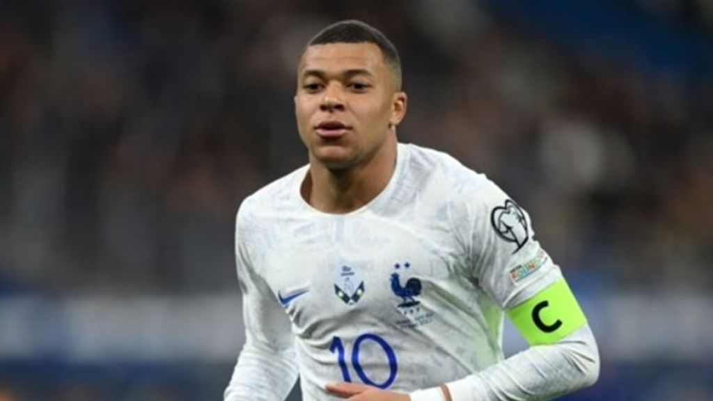 قلق في فرنسا: إصابة مبابي تهدد مشاركته في المونديال