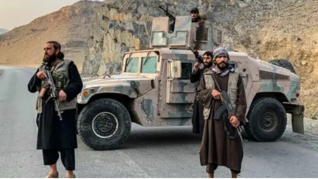 من حليف إلى عدو.. ما الذي تغير بين باكستان وطالبان الأفغانية؟