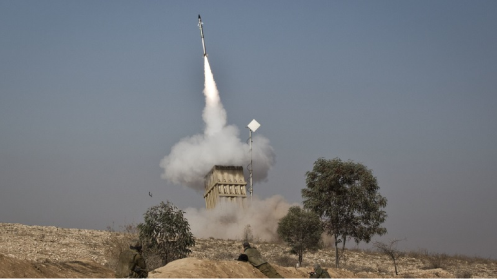 إطلاق صواريخ إيرانية على الأراضي المحتلة