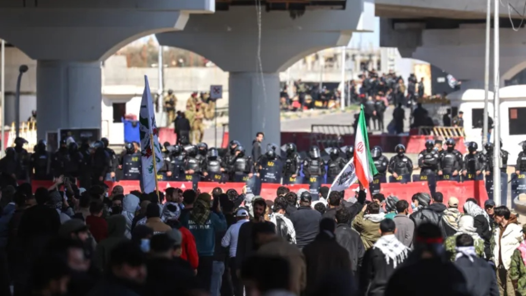 السفارات الأمريكية في المنطقة تتحصن وتتأهب لهجوم إيراني محتمل