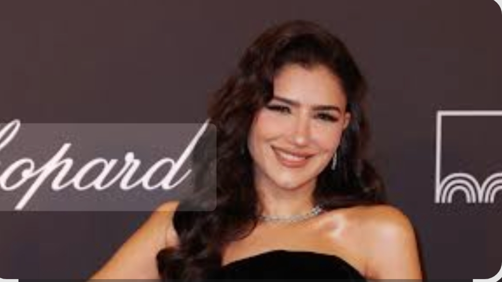 مي عمر تنهي تصوير مسلسل الست موناليزا بعد أيام من فقد والدها