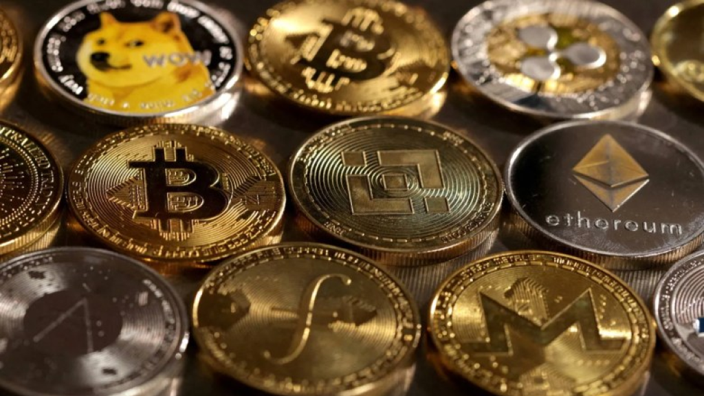 تباين في أداء العملات المشفرة صباح اليوم