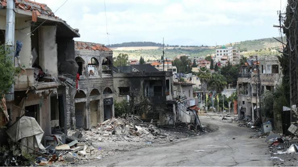 إجلاء 4 مواطنين من ميس الجبل