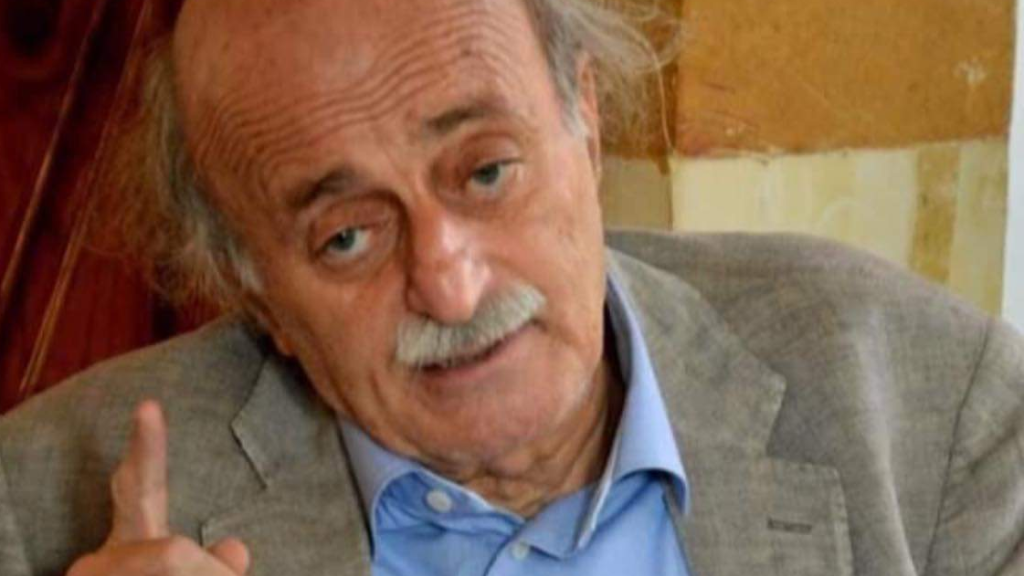 وليد جنبلاط… مسيرة سياسية بين الجرأة والجدل وحراسة الجبل