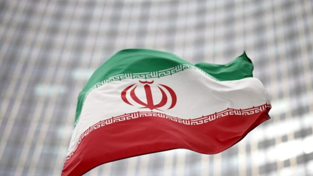 دعوات في إيران للإسراع في اختيار زعيم أعلى جديد