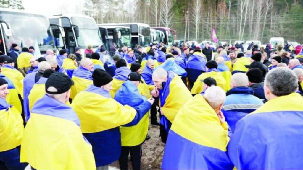 وساطة إماراتية بين روسيا وأوكرانيا تنجح في إطلاق 600 أسير