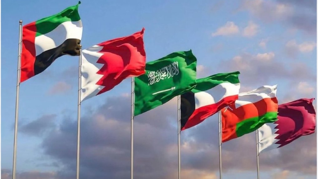 حجم الأضرار  في دول الخليج التي  تتعرض للصواريخ والمسيّرات