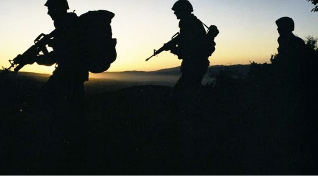 استهداف تجمع لآليات وجنود الاحتلال في العديسة