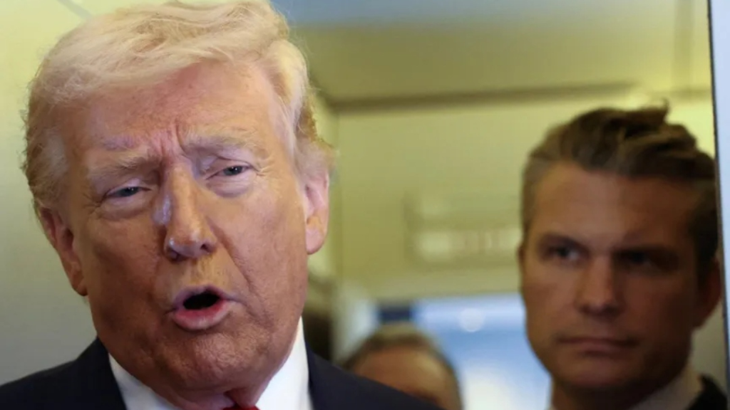 ترمب وحرب إيران.. رسائل متباينة وتصريحات متناقضة