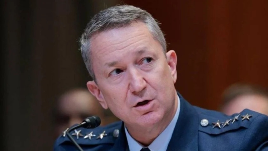 رئيس الأركان الأميركي: تأمين مضيق هرمز مسألة معقدة