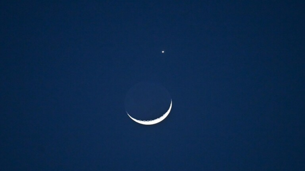 دار الفتوى: التماس هلال شهر شوال بعد غروب شمس يوم الأربعاء