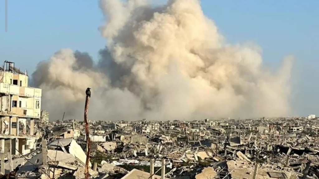 مقتل ثمانية من عناصر الشرطة الفلسطينية في غارة جوية إسرائيلية