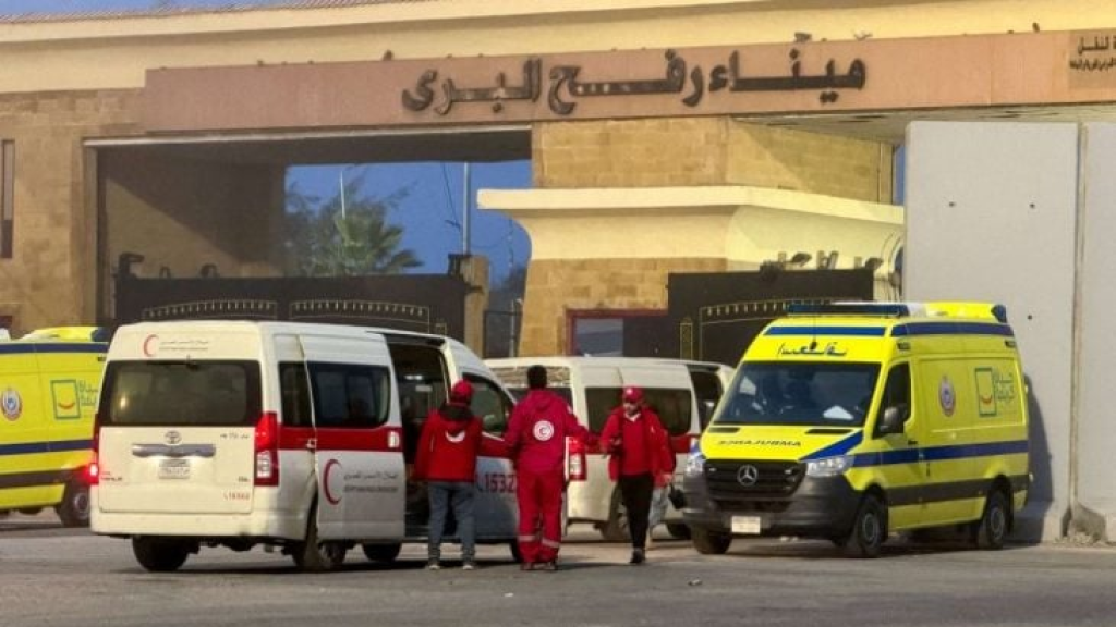 معبر رفح سيفتح الأربعاء أمام حركة محدودة للأفراد