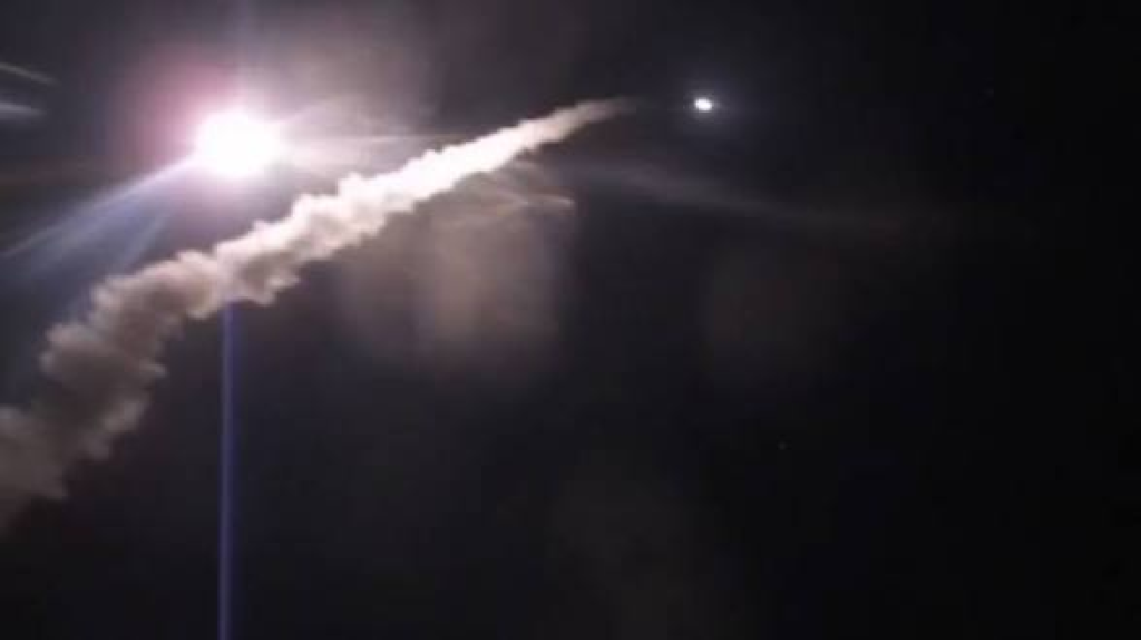 مقر خاتم الأنبياء: استهـ.ـدفنا المستودع المركزي للذخيرة في قاعدة الظفرة الأميركية