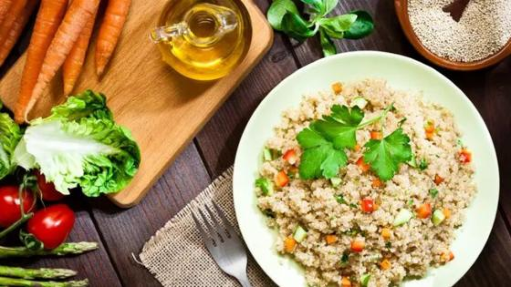 لخفض ضغط الدم وتحسين صحة القلب.. ركزوا على الكينوا