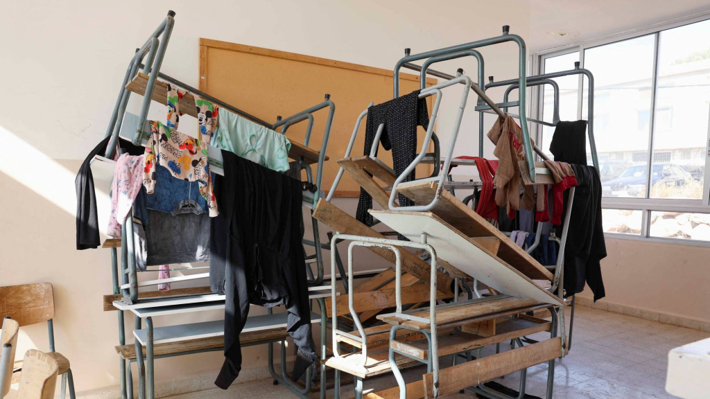 تحت وطأة الحرب والنزوح… ما مصير مطالب الأساتذة؟