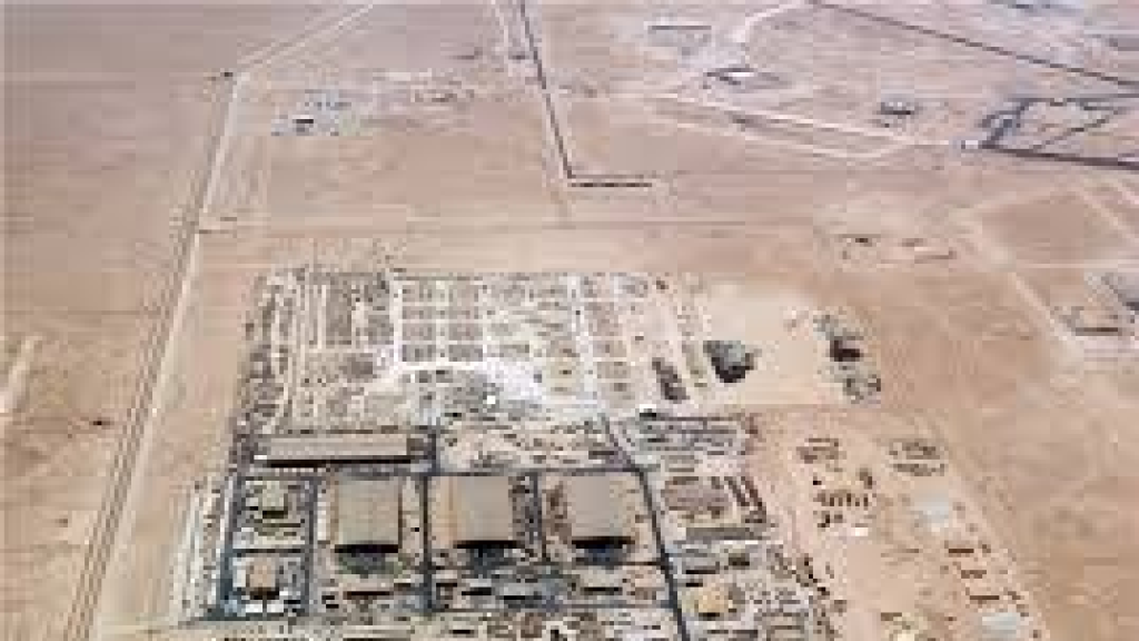 إيران تستهدف قاعدة “الجفير” في البحرين