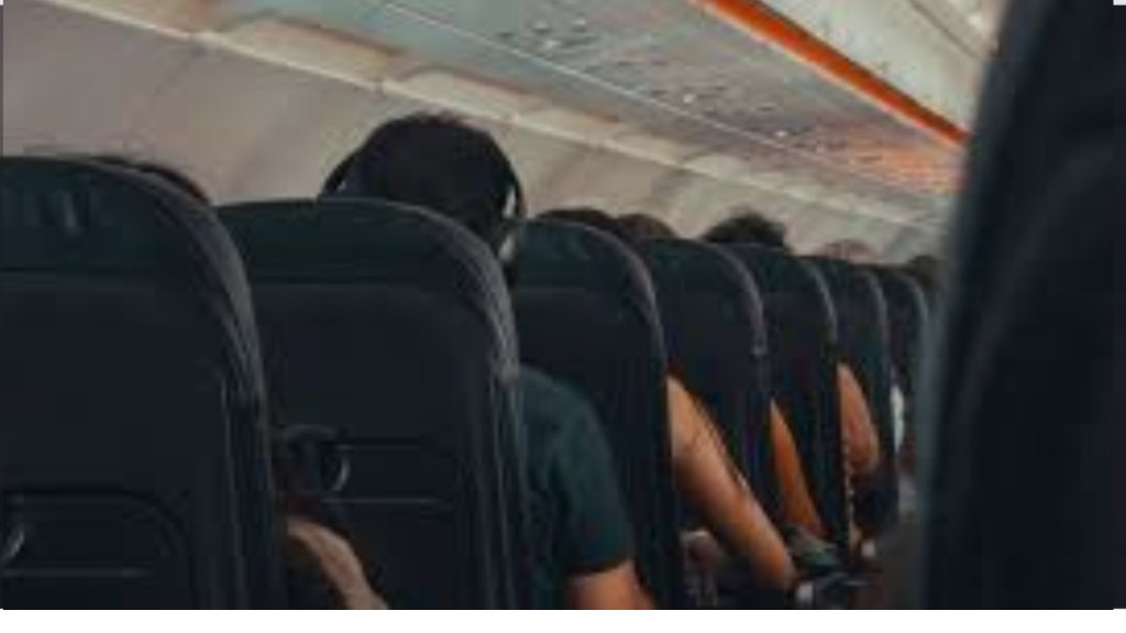 قد تكون في ورطة عند رفض استخدام سماعات الرأس على متن خطوط 