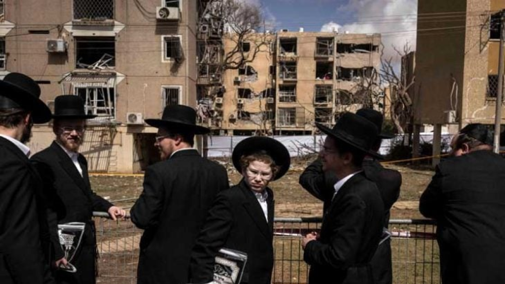 رغم الدمار في عراد.. نتنياهو يتحدث عن “سحق العدو” ويدعو قادة دول أخرى للانضمام إلى الحرب ضد إيران