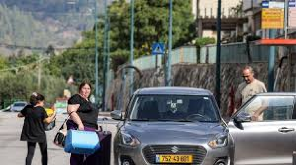 سكان كريات شمونة يرفضون العودة إلى منازلهم