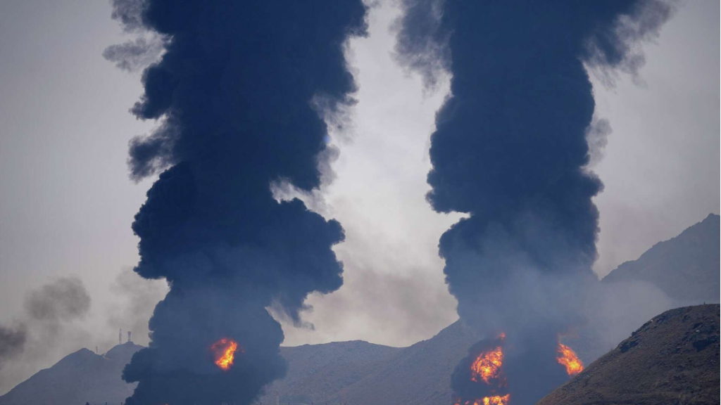 قتيلان و3 جرحى في الإمارات وهجمات على السعودية والبحرين والكويت