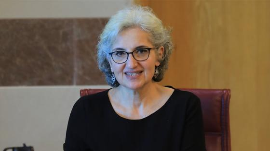 كرامي تسلمت مسودة مشروع مرسوم المناهج التربوية الجديدة: نقلة نوعية كبرى