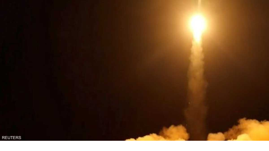 هل تتسع المواجهة بعد إطلاق صاروخ من اليمن على إسرائيل؟