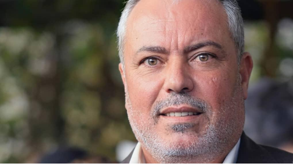 لبنان… دولة تُدار من الخارج ونخبة تُتقن فنّ الانحناء