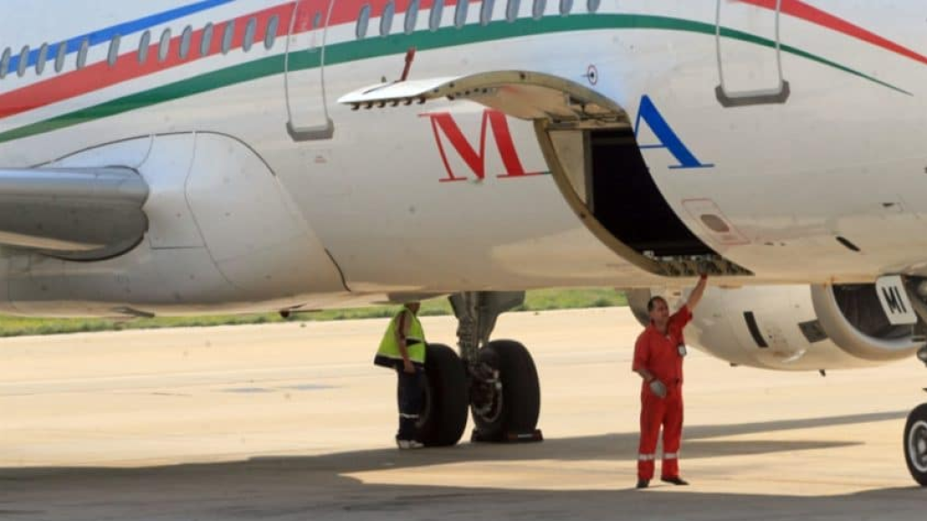 وزارة الأشغال تنفي “أخبارا مضلّلة”: المطار يعمل بشكل طبيعي ولا قرار بإقفاله أو تعليق حركة الملاحة الجوية فيه