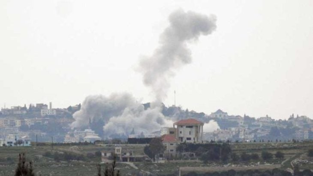 شهيدان بينهم مسعف في غارة إسرائيلية على سيارة إسعاف في لبنان