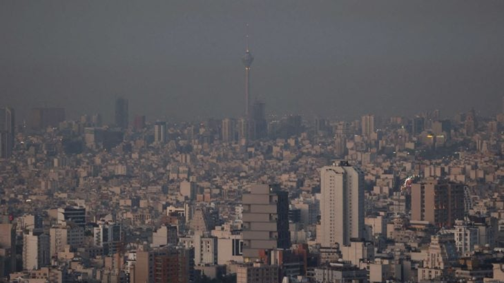 وزارة الطاقة: انقطاع الكهرباء في أجزاء من طهران بعد هجمات على بنى تحتية