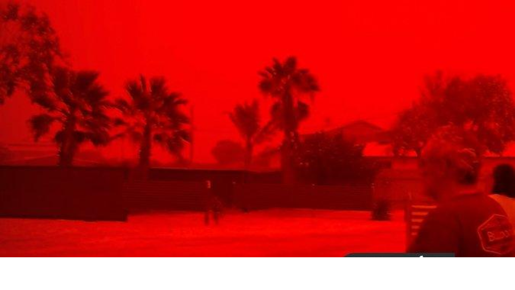 بالفيديو..السماء باللون الأحمر الدموي في منطقة شارك باي غربي أستراليا