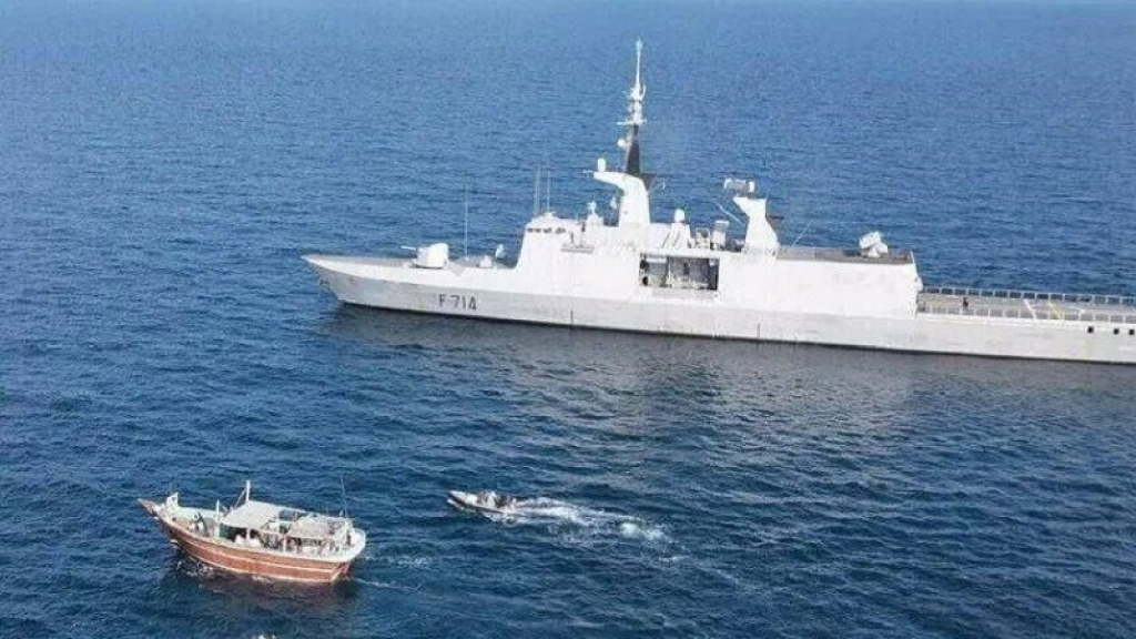 “فايننشال تايمز”: 20 ألف بحار عالقون في الخليج