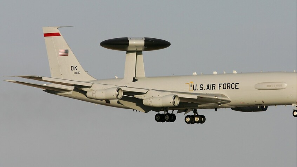 NBC News: أضرار جسيمة بطائرة إنذار مبكر أمريكية في السعودية جراء ضربة إيرانية والهجوم يثير قلقا جديا