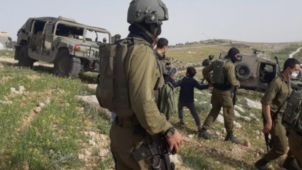 العدو الإسرائيلي يقرر وقف شراء المعدات العسكرية من فرنسا