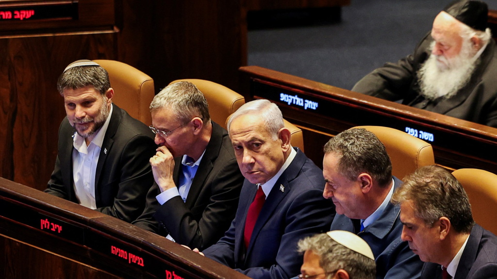 ماذا نعرف عن قانون 