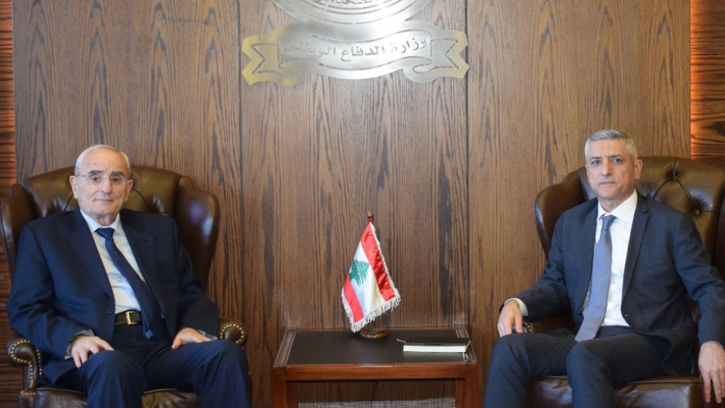 استقبالات اليرزة: منسى يبحث مع روفو وماغرو دعم الجيش… و39 آلية مدرعة في الطريق..