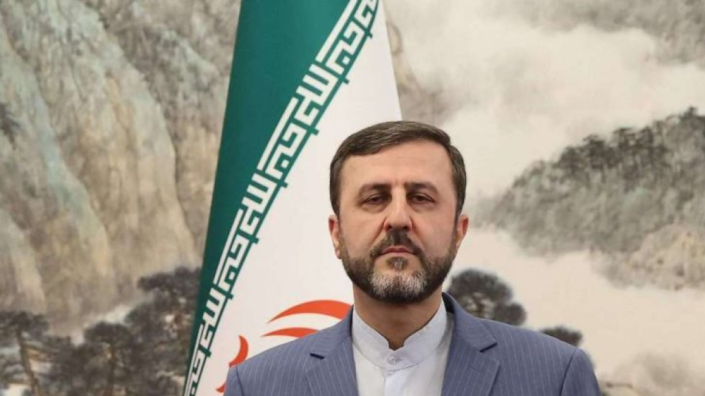 مسؤول إيراني: نعمل مع عمان على بروتوكول لمراقبة المرور بمضيق هرمز