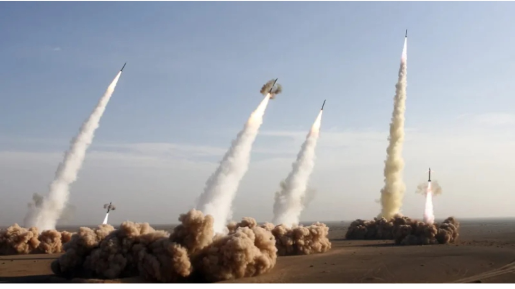 الحرس الثوري يضرب مواقع أمريكية ردًا على الاغتيالات