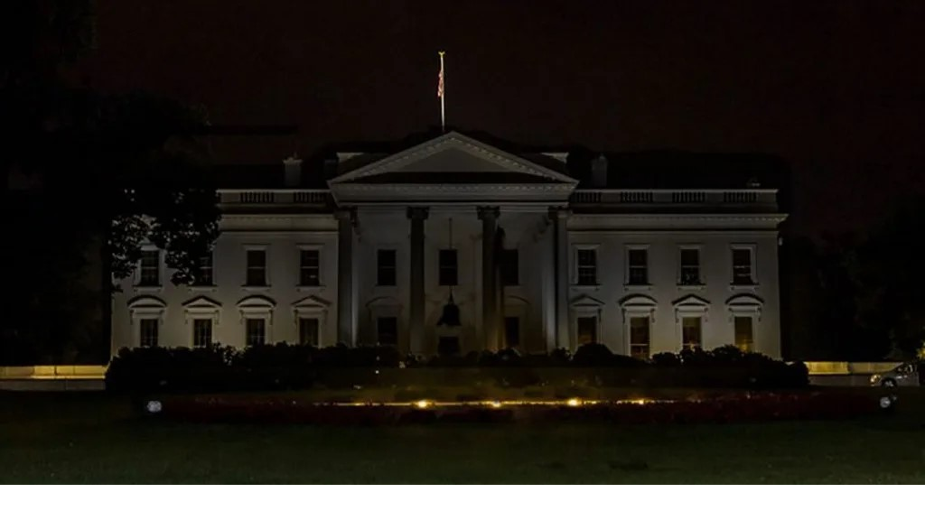 زلزال في قلب واشنطن.. ترامب يضرب بقبضة من حديد!