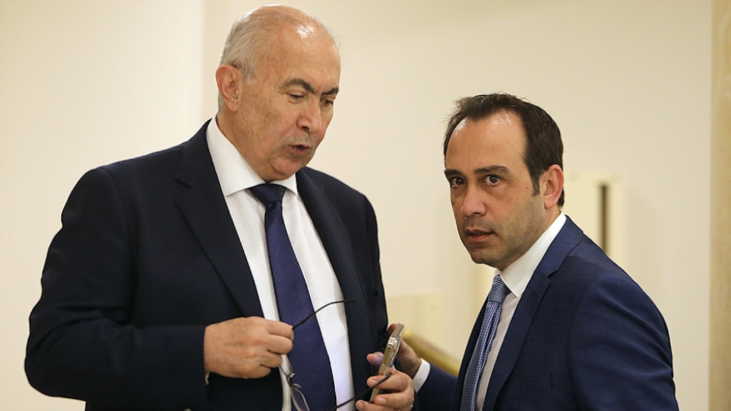 مخزومي «شريك» جعجع... مع «صفر حضور» على الأرض: نواب بيروت وفاعلياتها يتصدّون لأحلام معراب