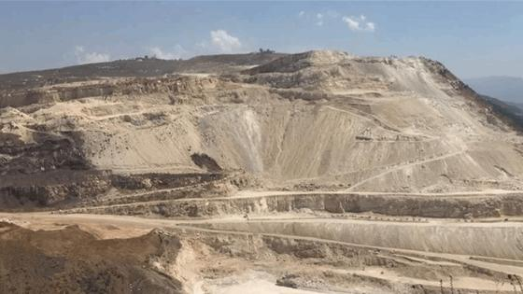 بيان يتهم شركات الترابة بـالتلويث الممنهج في قرى لبنانية