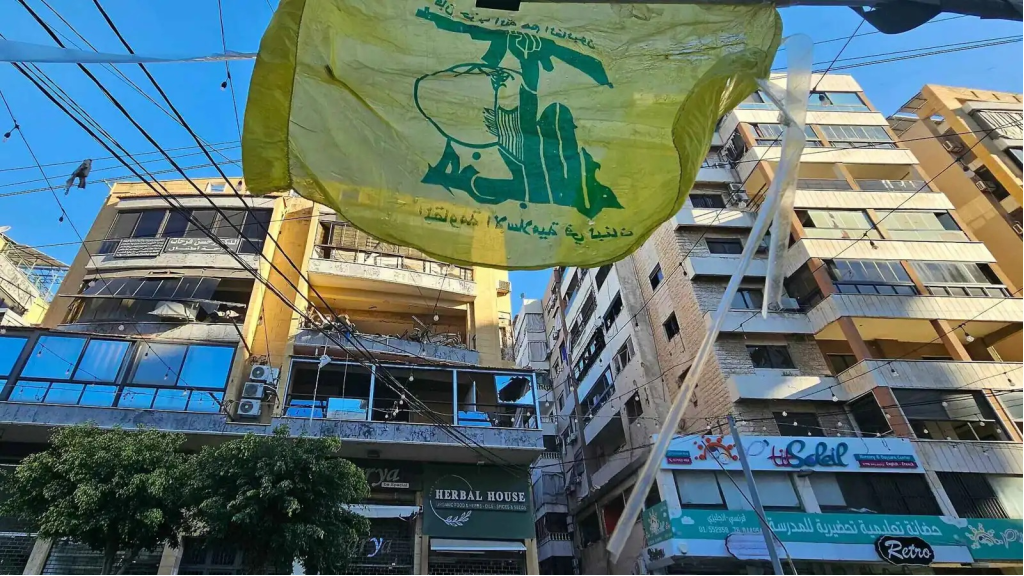 الجيش الإسرائيلي يقرر التخلي عن محاولات نزع سلاح حزب الله.. ما القصة؟