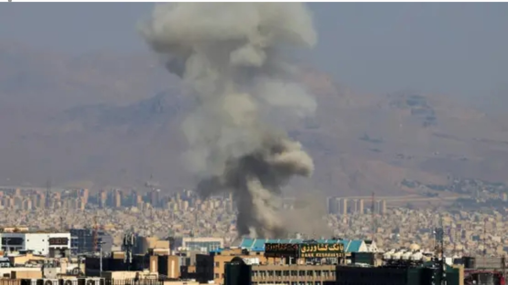 13 شهيداً في طهران