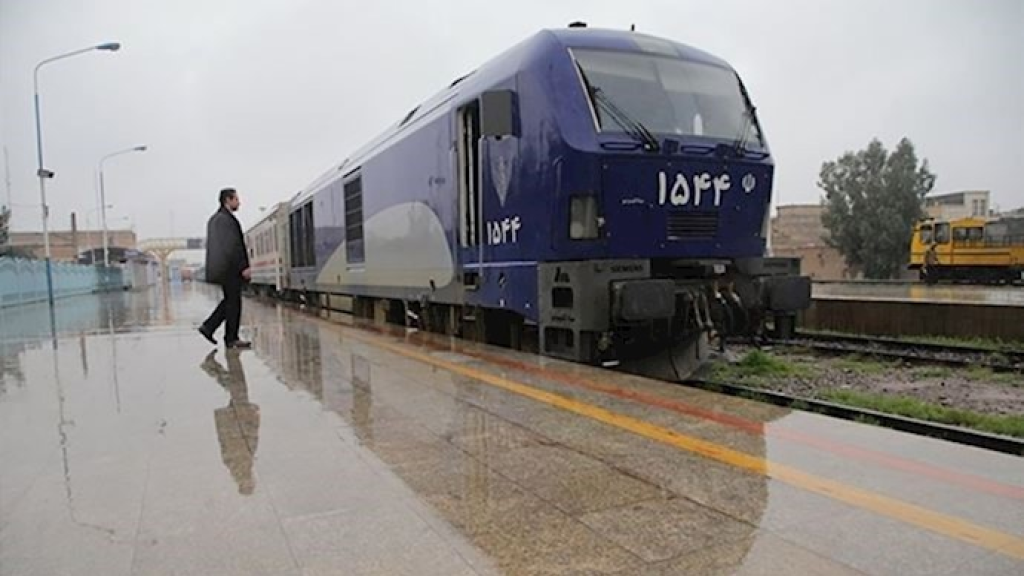 جيش العدو: على الإيرانيين تجنّب القطارات حتى التاسعة مساء