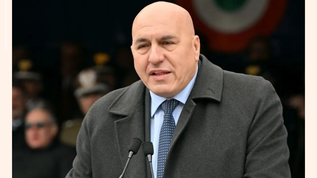 وزير الدفاع الإيطالي: الحرب ضد إيران تضع قيادة أمريكا على المحك
